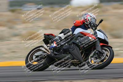 media/Jan-14-2023-SoCal Trackdays (Sat) [[497694156f]]/Turn 4 Set 2 (1030am)/